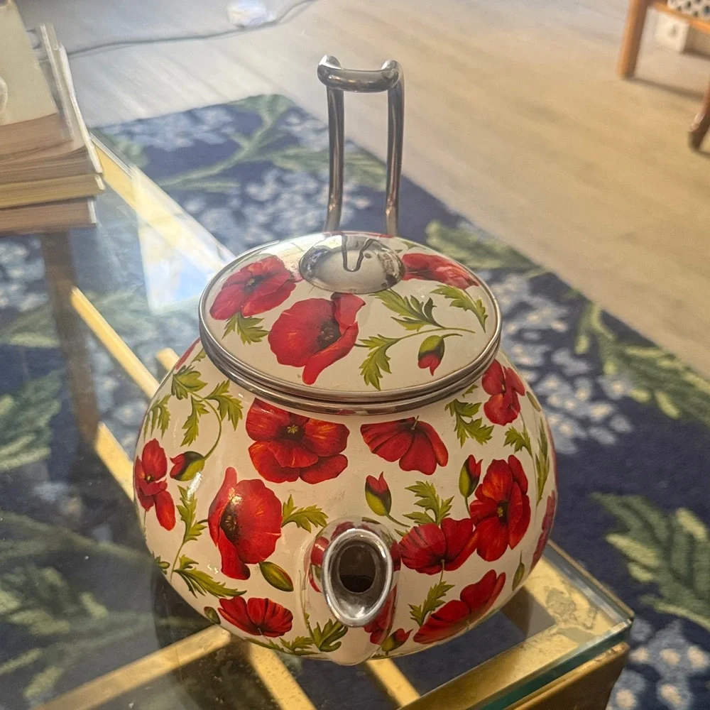 Elegant Floral Teapot with Red Poppy Pattern